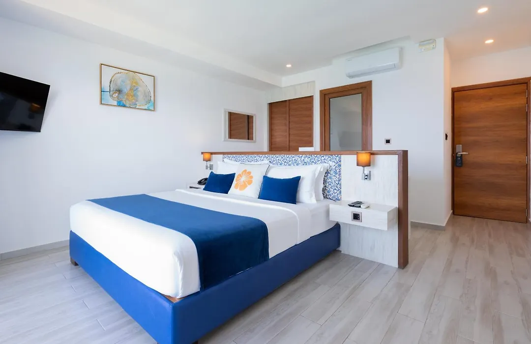 Kaani Palm Beach-1