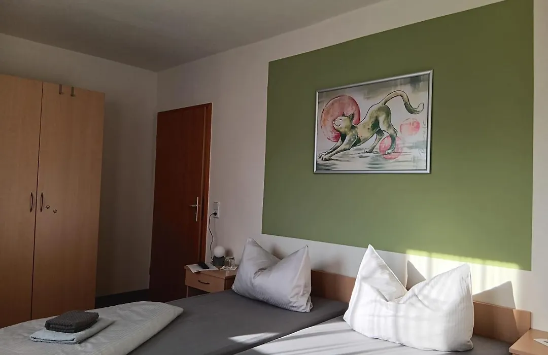 Pension Zur Katze-1