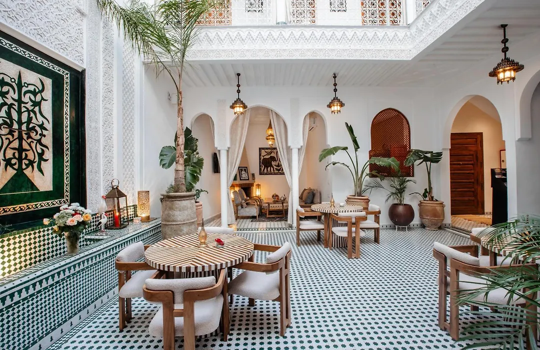 Riad Dar Al-Famila & Spa-1