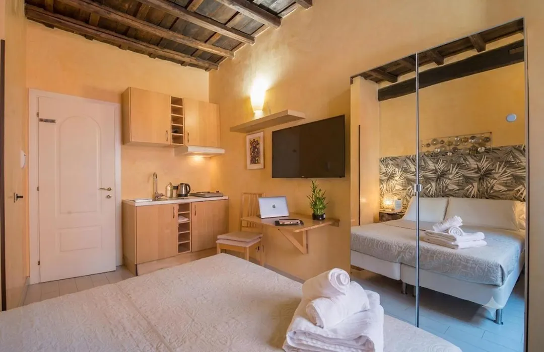 Trinitadeimonti Guest House-1