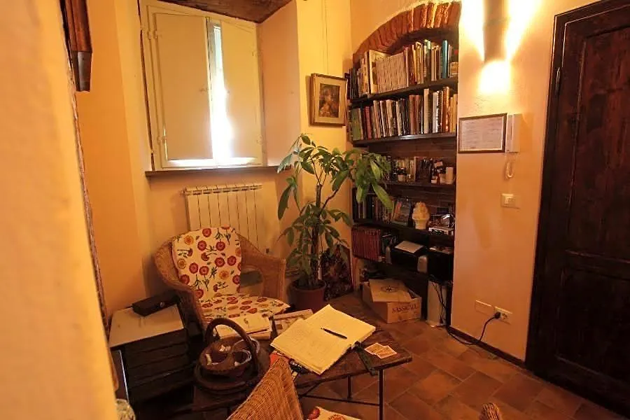 Affittacamere La Loggia-1