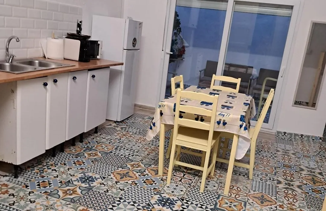 Alzira Bonita Apartamento Amarillo-1