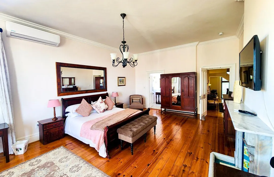 Carmichael House Boutique Hotel-1