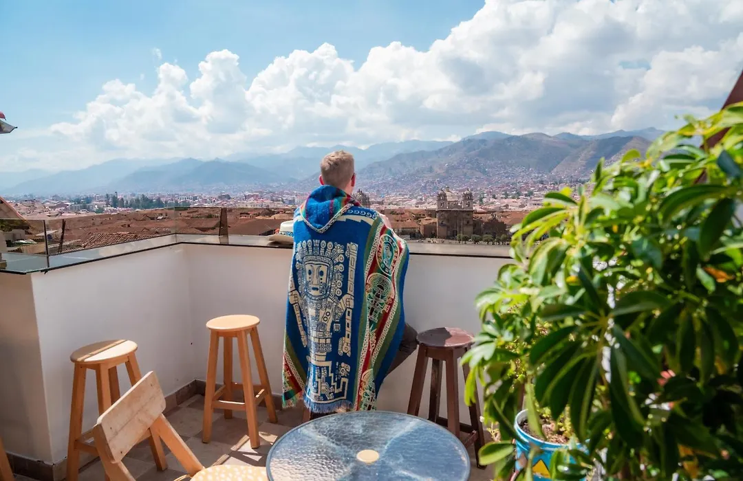 Hostal Casa Del Inka-1