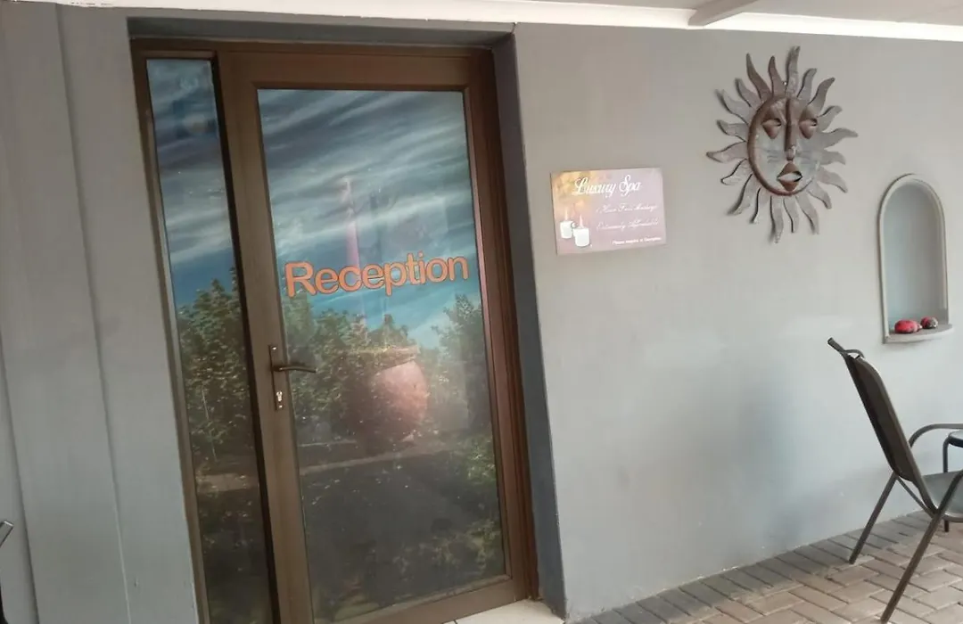 Grand Central Guesthouse-1
