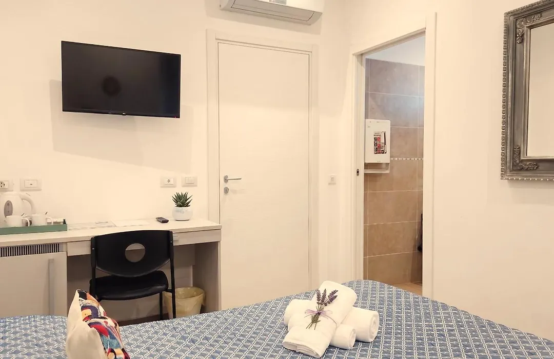 Real Rooms-1
