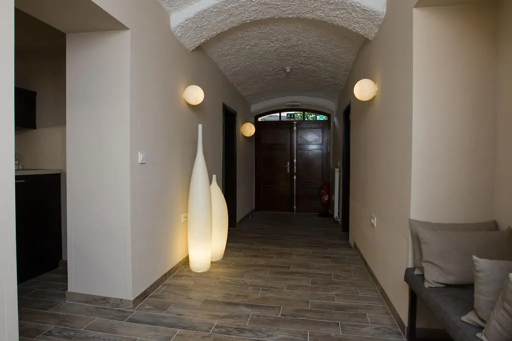 Cacao Rooms-1