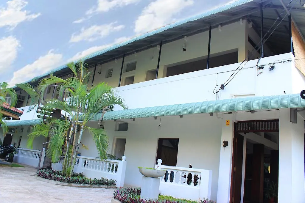 Mount Villa-1