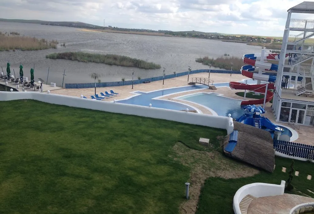 Peninsula Resort & Aqua Spa-1