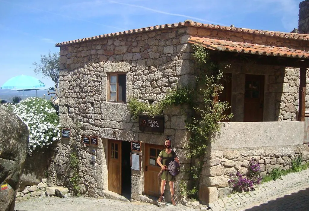 Taverna Lusitana-1