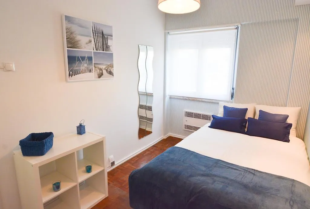 4U Lisbon Guesthouse-1