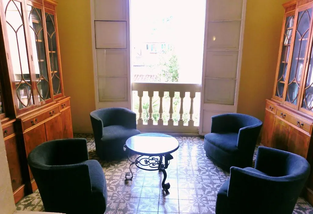 Hostal Terramar-1