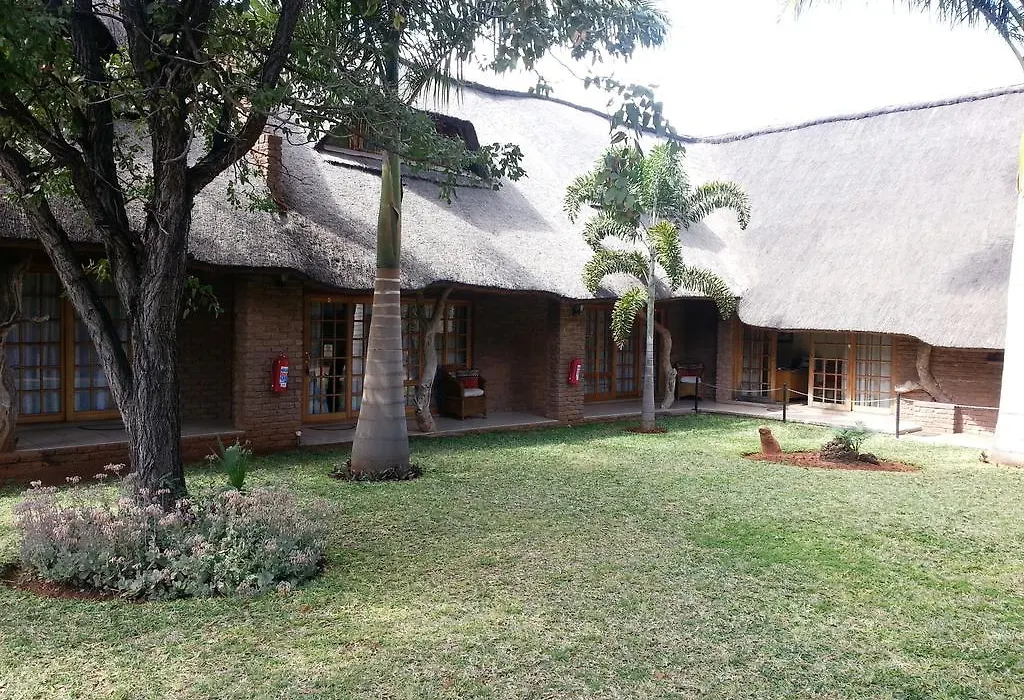 Siesta Guest House-1