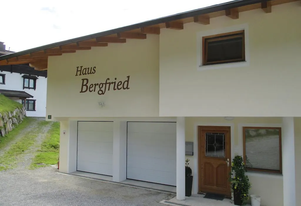 Haus Bergfried-1