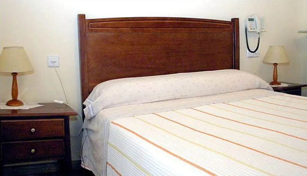 Hostal Delfina-1