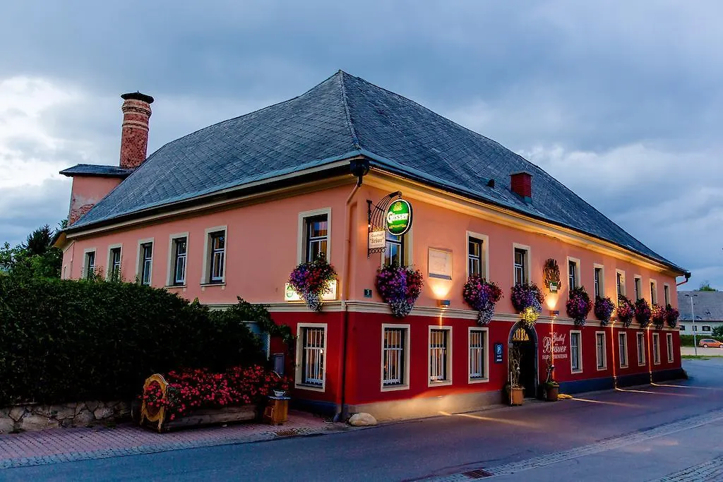 Gasthof Bräuer - Familie Eibensteiner-1