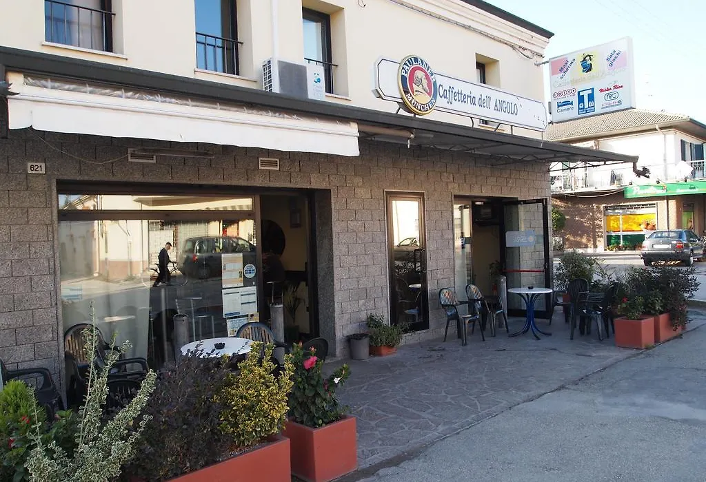 Caffetteria dell'Angolo-1