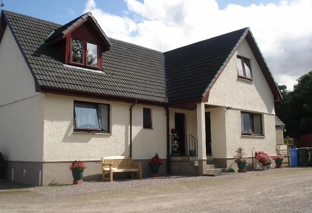 Thistle Cottage-1