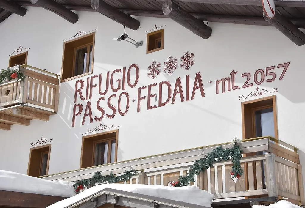 Rifugio Fedaia-1