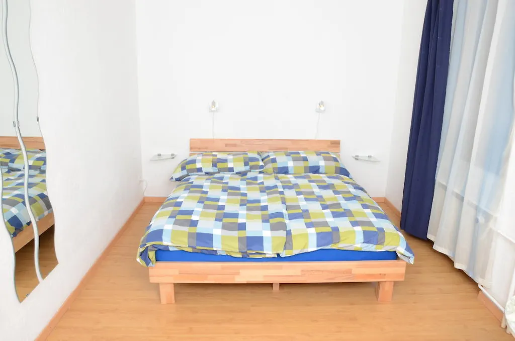 Guesthouse Casa Esperanza Basel-1