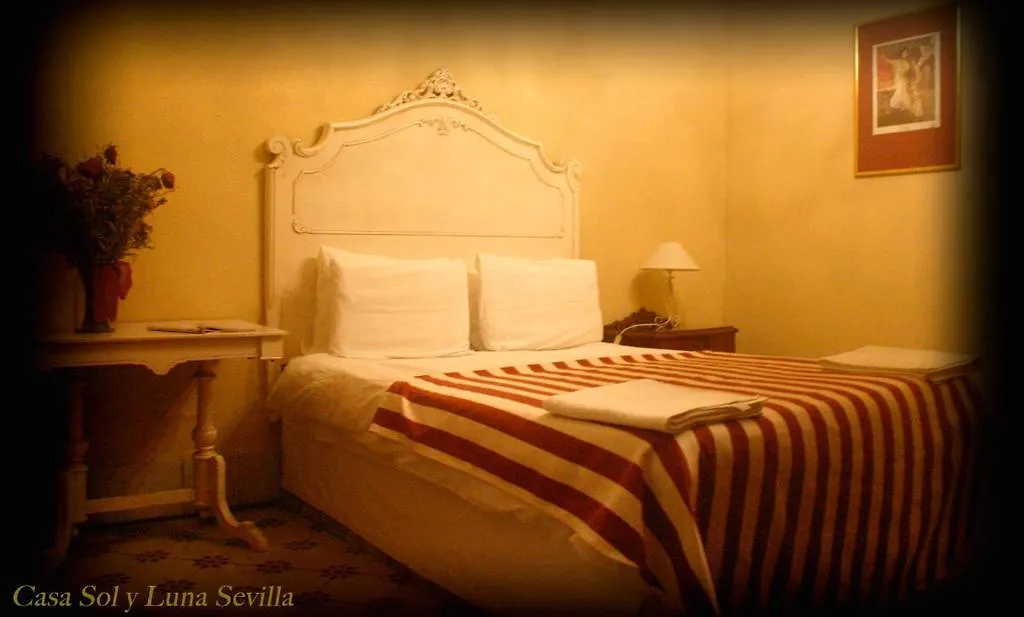 Hostal-Casa Sol y Luna-1