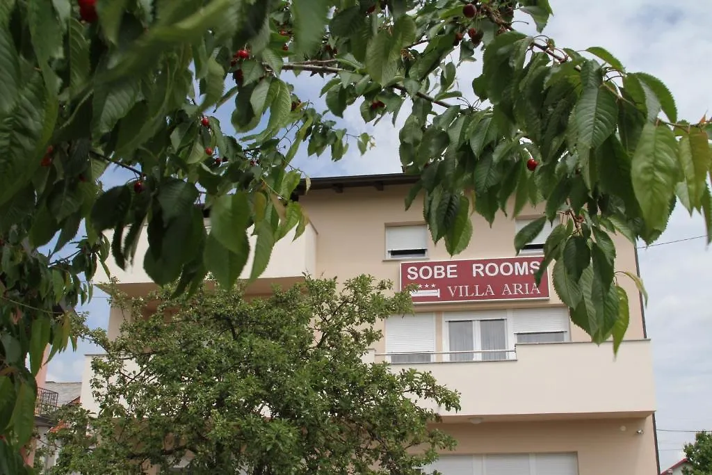 Rooms Villa Aria-1