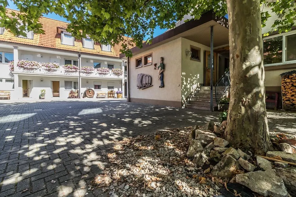 Hotel Löwen Garni-1