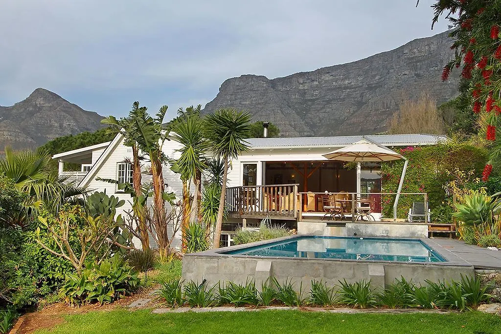 Cape Paradise Lodge And Apartments-1
