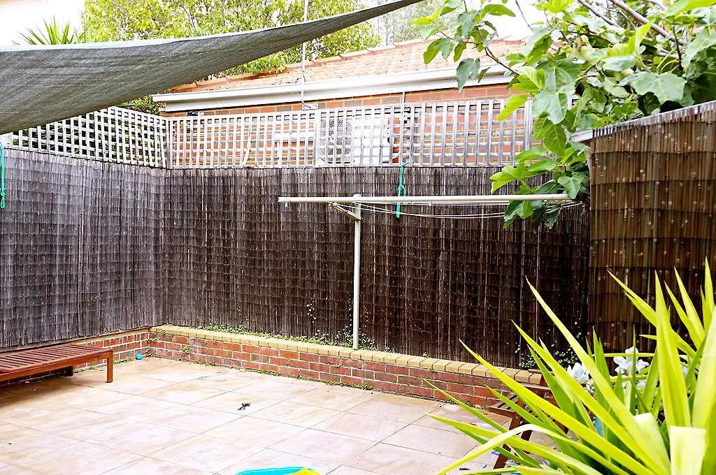 Deco Family House-1