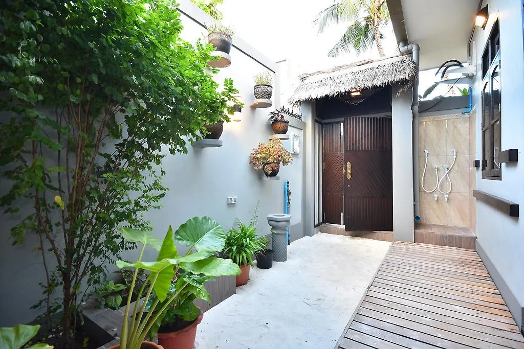 Holiday Haven Ukulhas-1