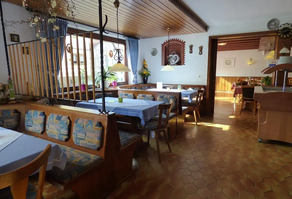 Pension Gasthof Zum Lamm-1