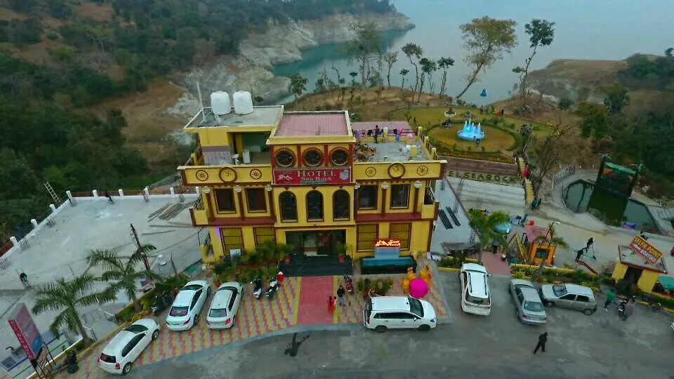 Hotel Sea Rock-1