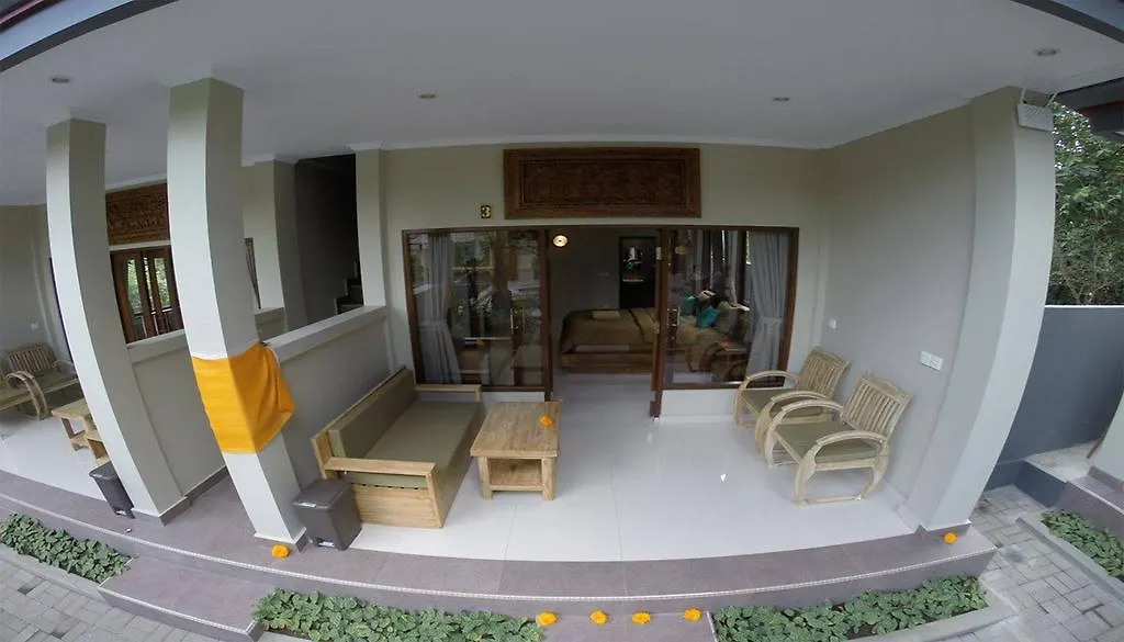 Lucky Family Cottage-1
