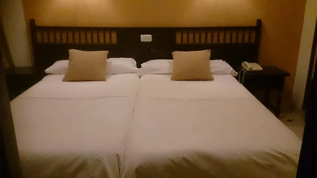 Hostal Residencia Avenida-1
