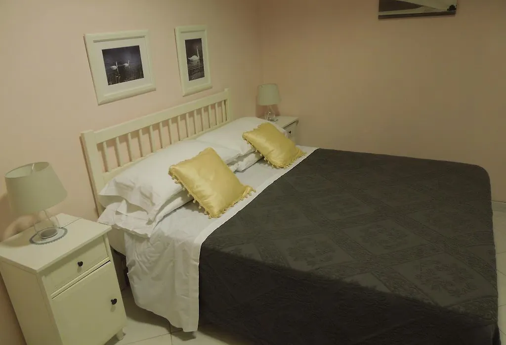 Regina Suite-1