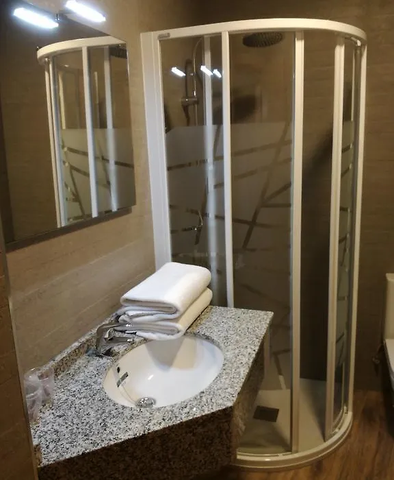Hostal Casa Tino-1