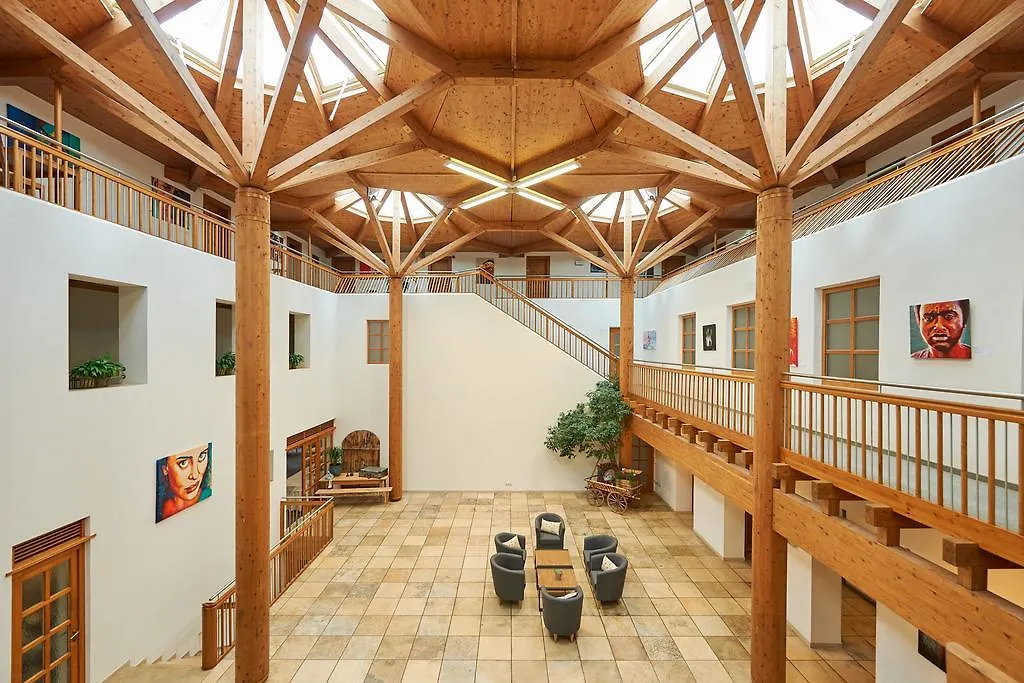 Seminar- und Gästehaus im Kloster Bezau-1