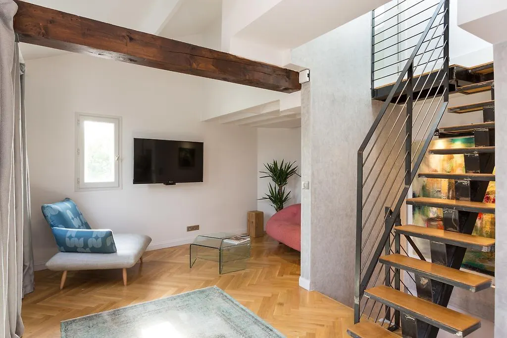 Ateliers De Montmartre Adm-1