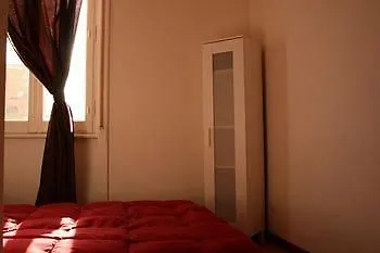 Art In Accommodation-1