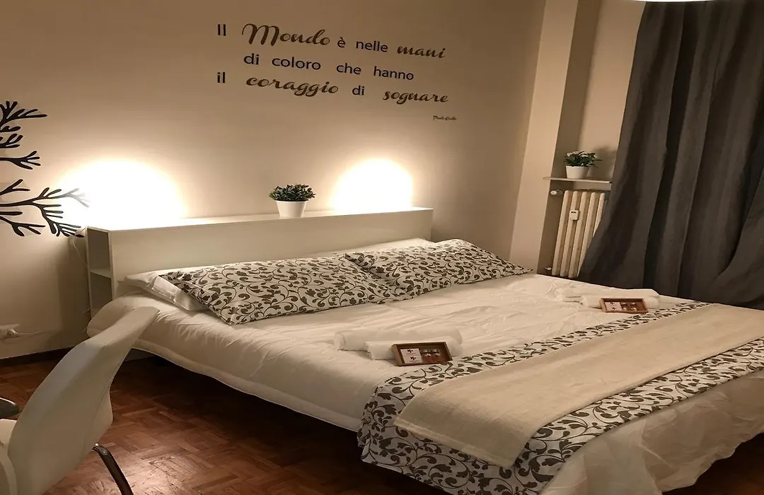 Myroom In Town-1