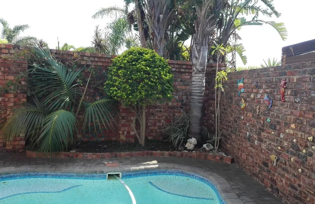 Humewood Home Stay-1