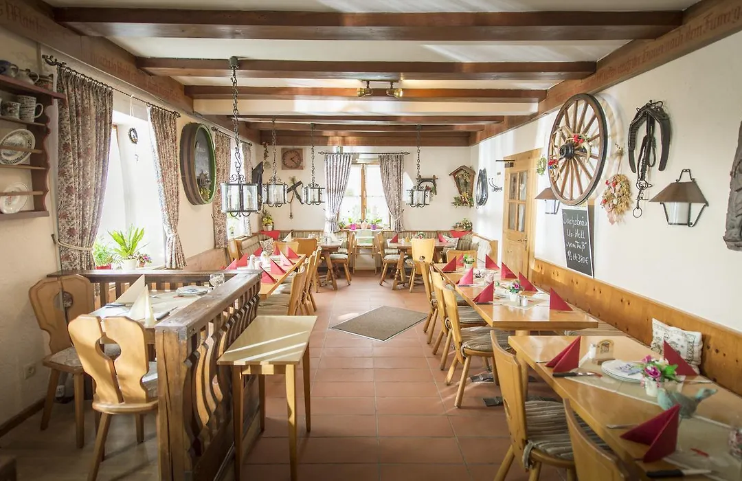 Landgasthof Pilsenhof Entenbraterei-1