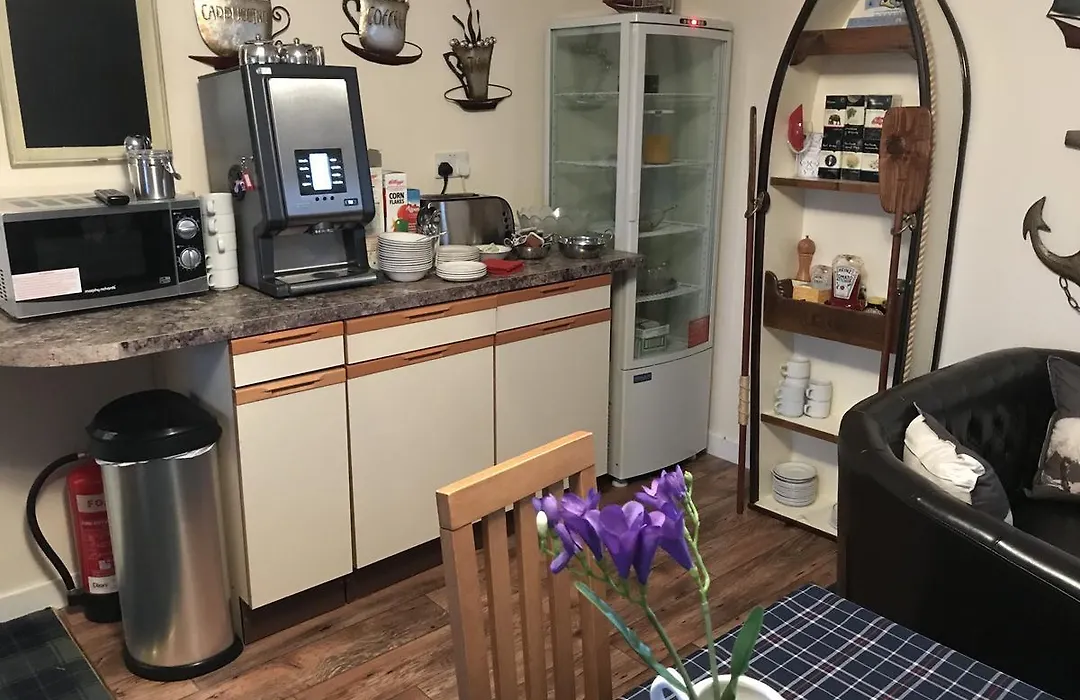 Hal O' The Wynd Guest House-1