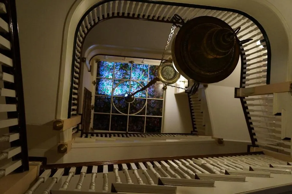 463 Beacon Street Guest House-1