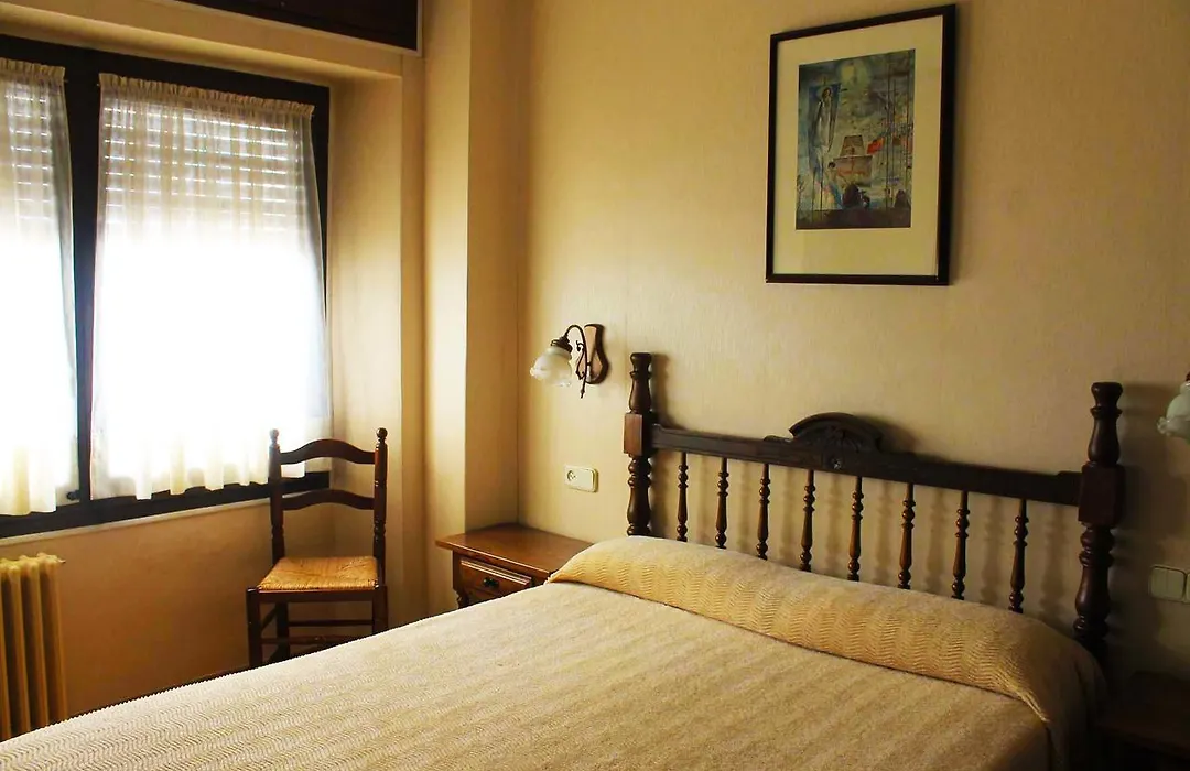 Hostal Rita Belvedere-1