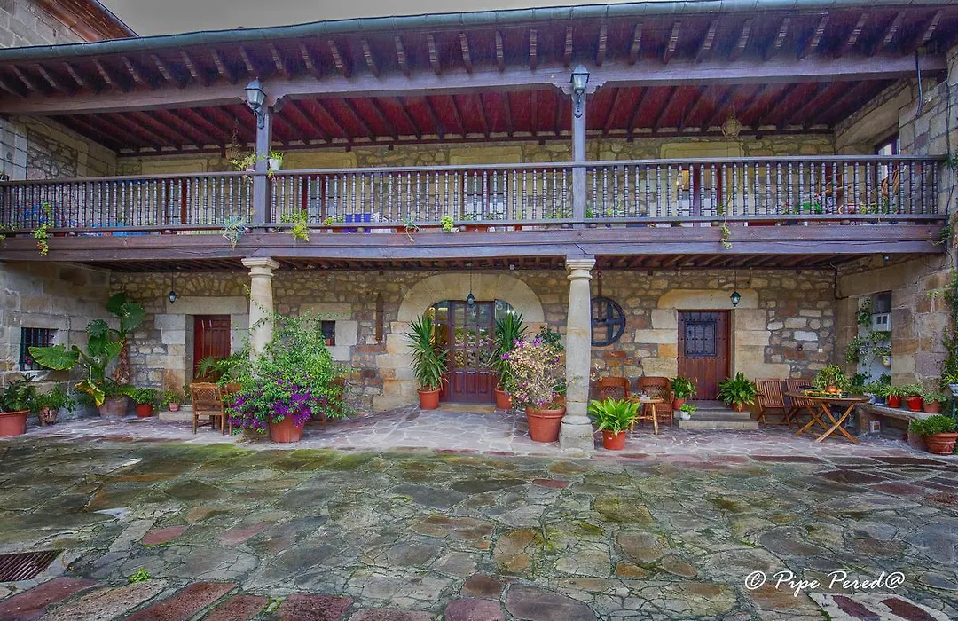 Casa Velarde-1