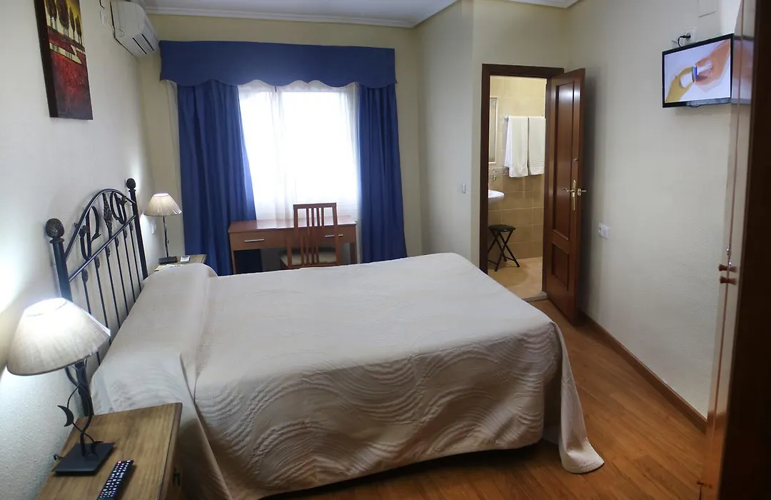 Pilar Casa Rural-1