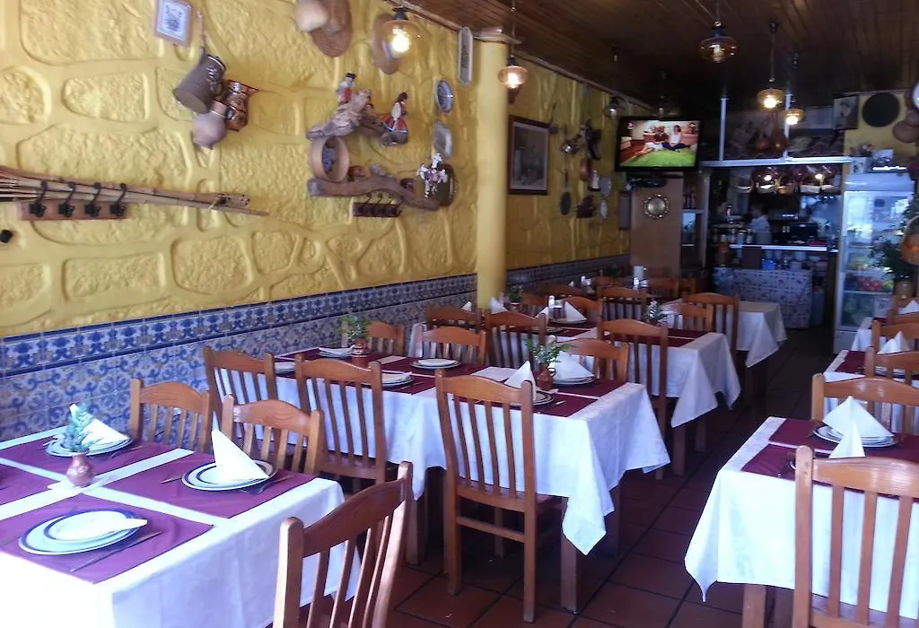 Caldeira Guest House-1