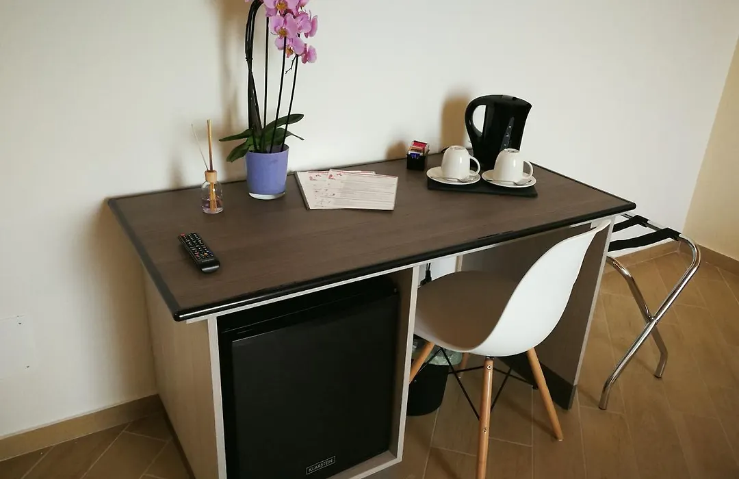La Formica-1