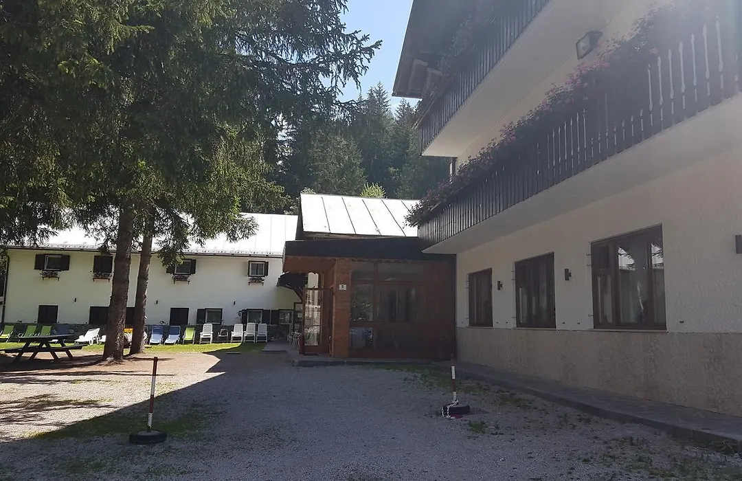 Casa Alpina Dobbiaco-1